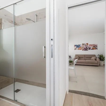 Harmony House - De Vivo Realty *