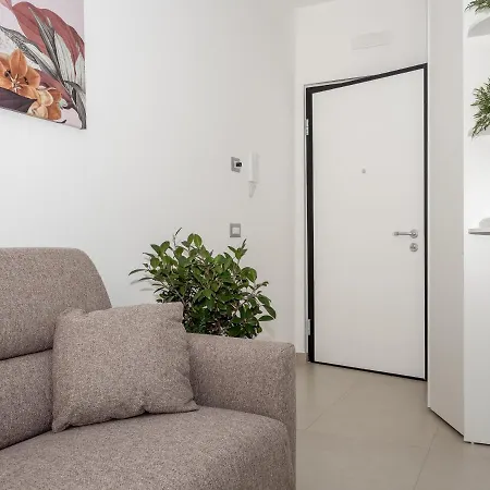 Apartment Harmony House - De Vivo Realty